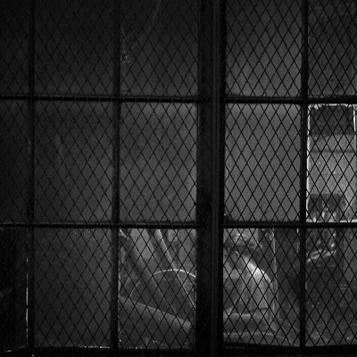 FACTORY WORKER II BW